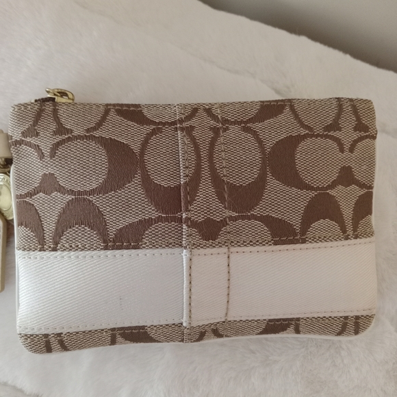 Vintage Coach Signature Stripe Wristlet - Picture 3 of 9